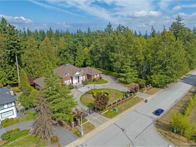 17007 28 Avenue | Surrey British Columbia | Slide Image Two