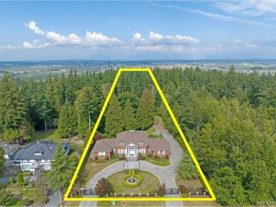 17007 28 Avenue | Surrey British Columbia | Slide Image Four