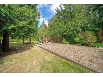 17007 28 Avenue | Surrey British Columbia | Slide Image Nine