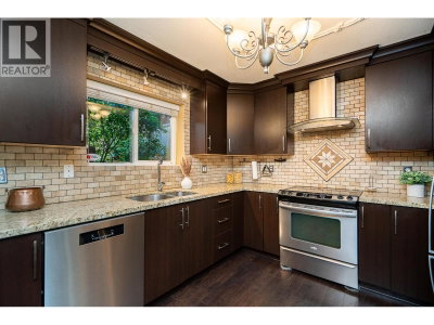 1135 VANIER Avenue | Coquitlam British Columbia | Slide Image Nine