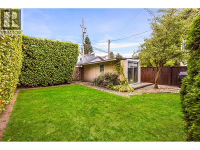 404 18TH Avenue | Vancouver British Columbia | Slide Image Eight
