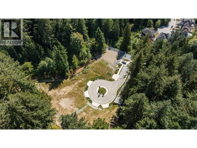 622 FORESTHILL Place | Port Moody British Columbia | Slide Image Eight