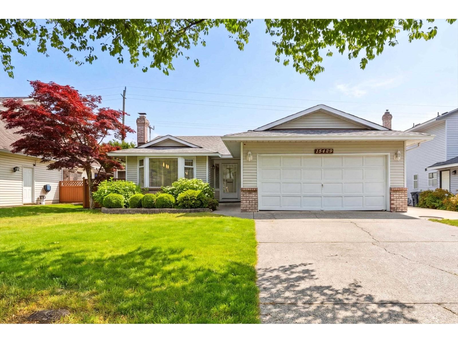 15429 95 Avenue, Surrey, British Columbia V3R 9E4