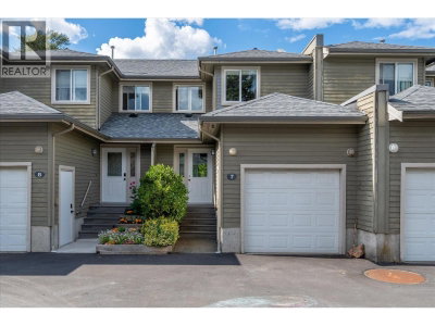40200 GOVERNMENT Road | Squamish British Columbia | Slide Image One
