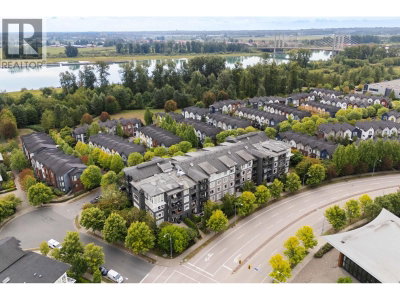 550 SEABORNE Place | Port Coquitlam British Columbia | Slide Image Two