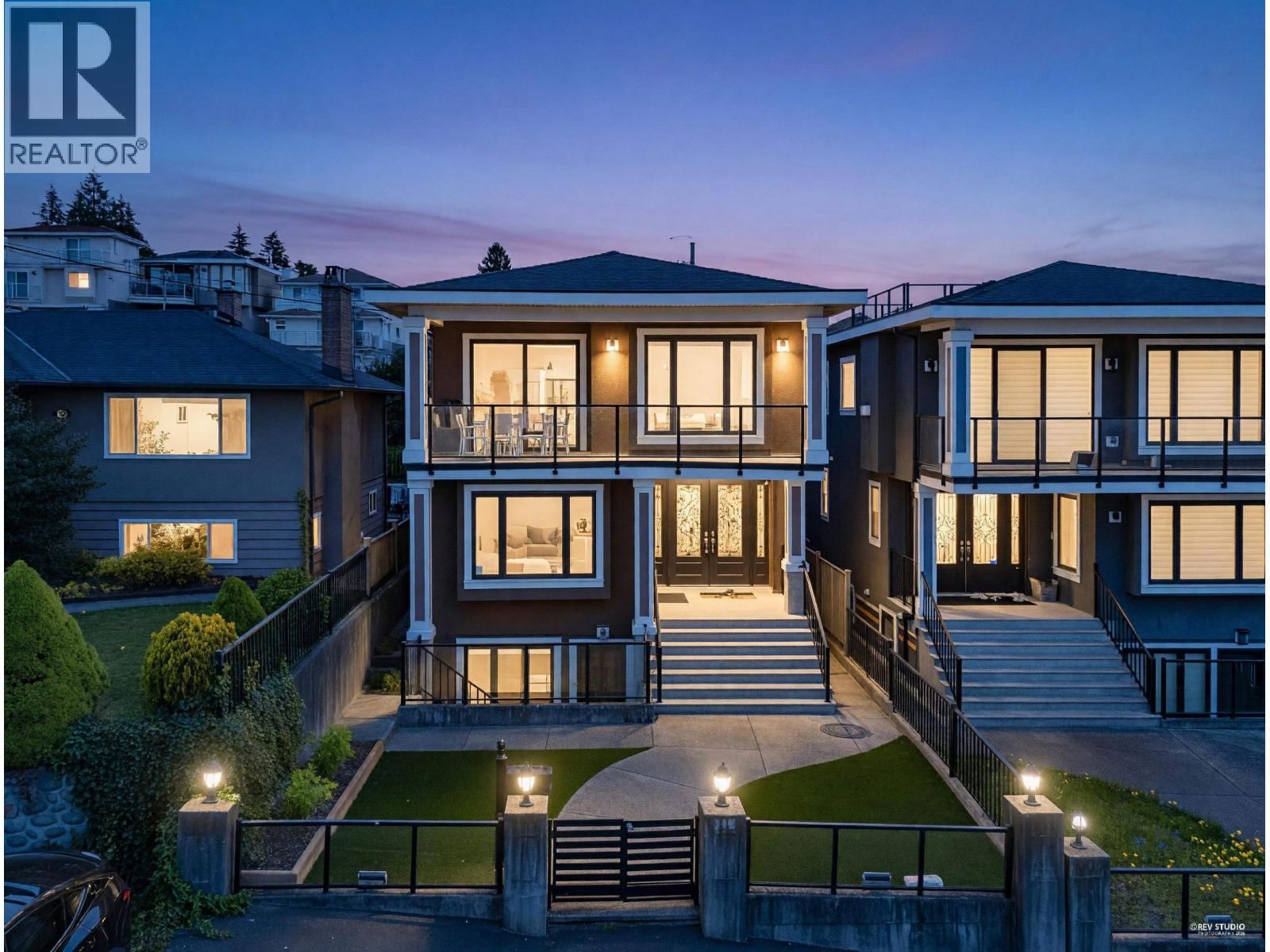 118 GLYNDE Avenue, Burnaby, British Columbia V5B 1G7