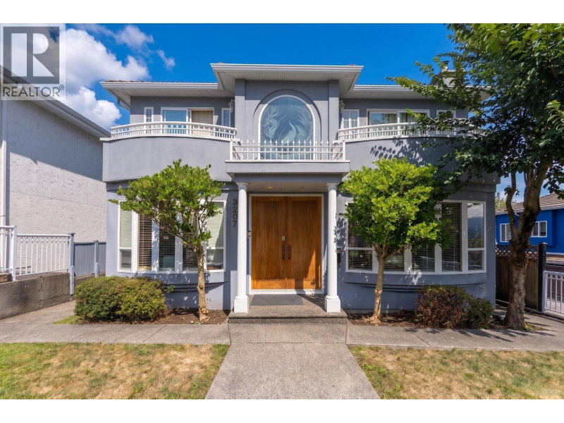 3207 VIMY Crescent Vancouver British Columbia, V5M 4B5 - 6 Bedrooms Home For Sale
