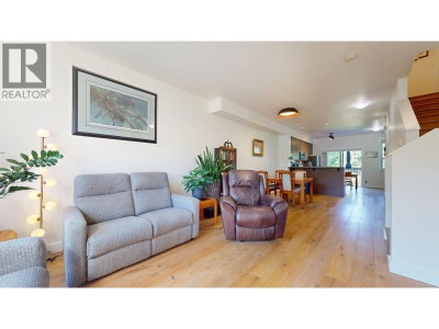 40653 TANTALUS Road | Squamish British Columbia | Slide Image Fifteen