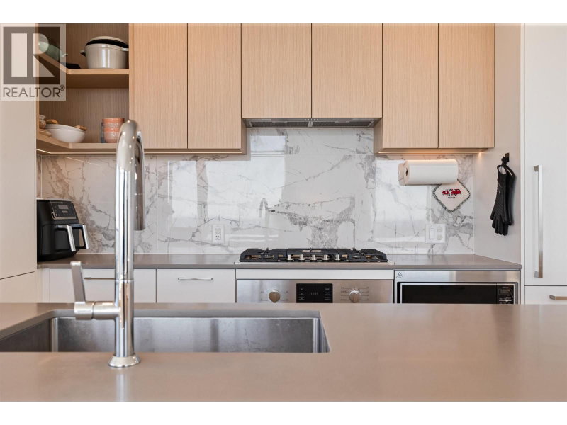 6468 WILLINGDON Avenue Burnaby British Columbia, V5H 0L3 - 2 Bedrooms Condo For Sale