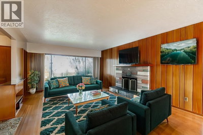 5240 EAST Boulevard | Vancouver British Columbia | Slide Image Six