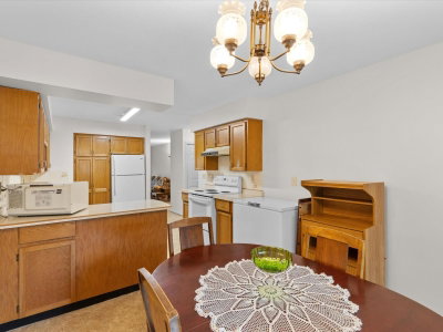 32718 GARIBALDI Drive | Abbotsford British Columbia | Slide Image Thirteen