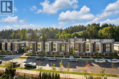 3018 ST GOERGE Street | Port Moody British Columbia | Slide Image Eighteen