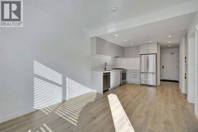 3018 ST GOERGE Street | Port Moody British Columbia | Slide Image Eight