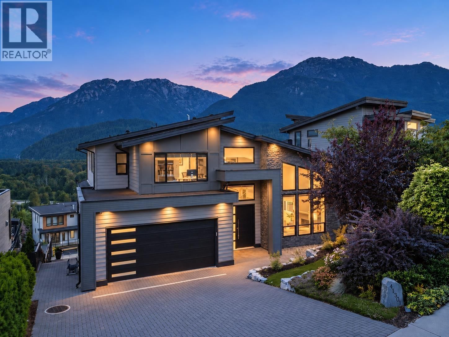 41301 HORIZON Drive, Squamish, British Columbia V8B 0Y7