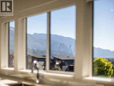 41301 HORIZON Drive | Squamish British Columbia | Slide Image Nine
