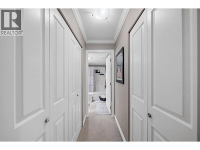 160 SHORELINE Circle | Port Moody British Columbia | Slide Image Eleven