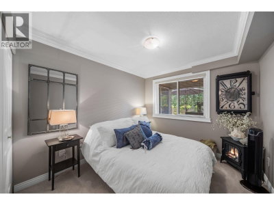 160 SHORELINE Circle | Port Moody British Columbia | Slide Image Thirteen
