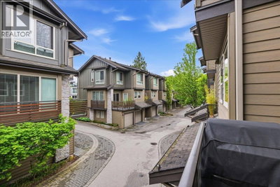 897 PREMIER Street | North Vancouver British Columbia | Slide Image Thirteen
