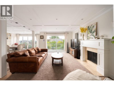 4333 LOCARNO Crescent | Vancouver British Columbia | Slide Image Five