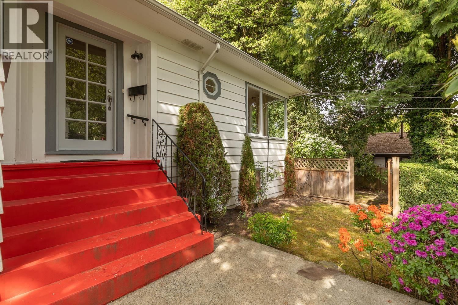 1441 HAYWOOD Avenue, West Vancouver, British Columbia V7T 1V5