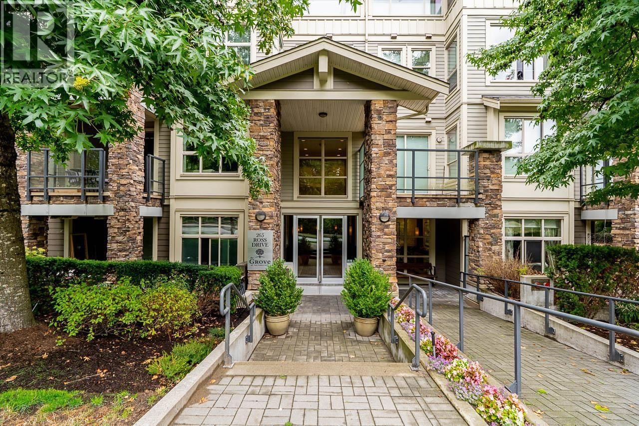 265 ROSS Drive, New Westminster, British Columbia V3L 0C8