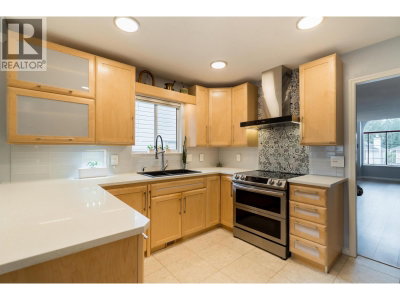 1261 WINDSOR Avenue | Port Coquitlam British Columbia | Slide Image Eleven