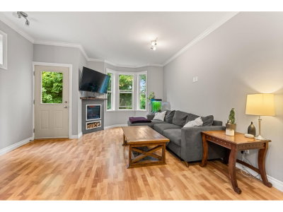 33321 GEORGE FERGUSON Way | Abbotsford British Columbia | Slide Image Eleven