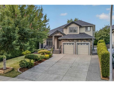 26843 25A Avenue | Langley British Columbia | Slide Image Four