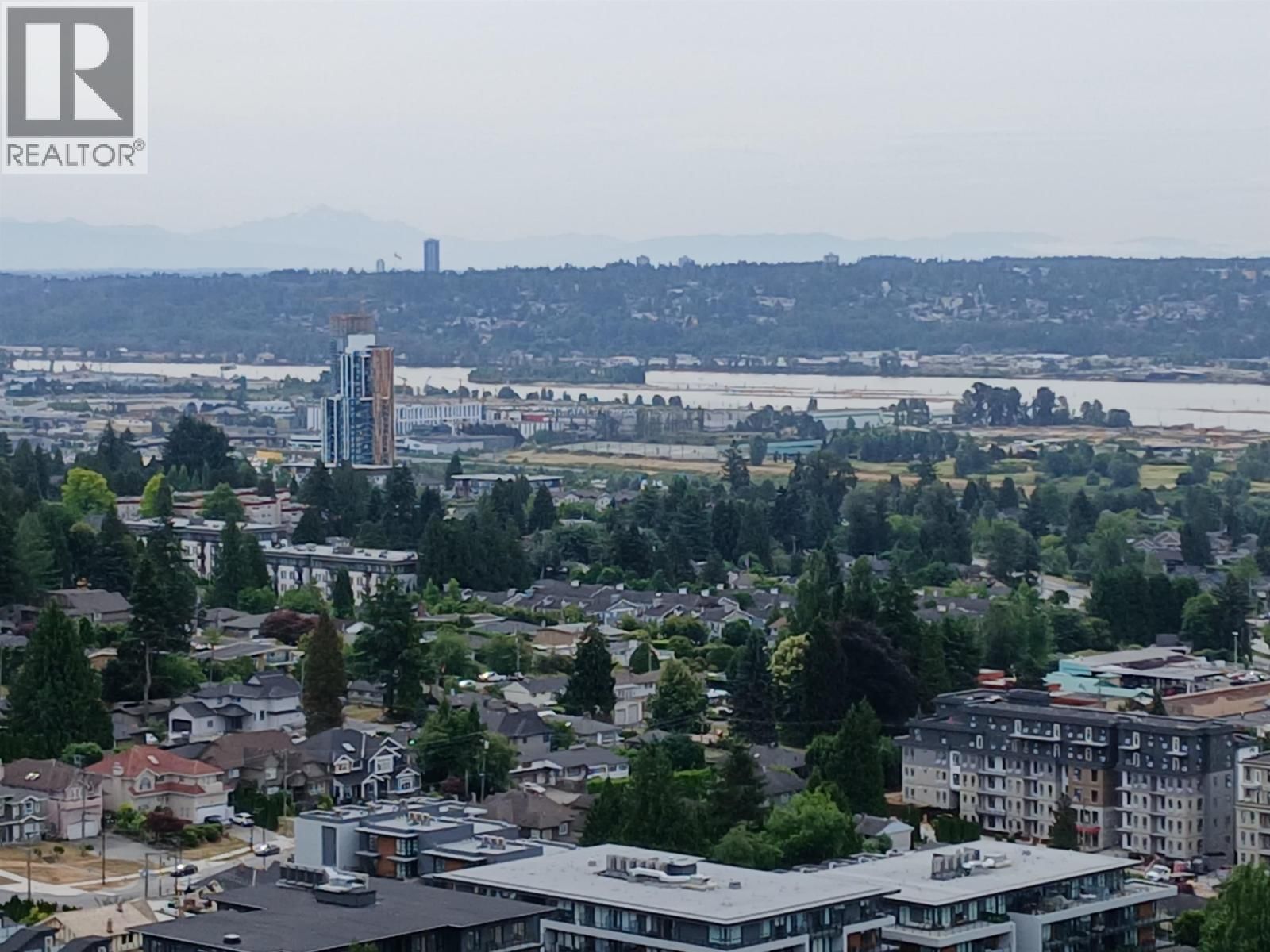 450 WESTVIEW Street, Coquitlam, British Columbia V3K 6C3