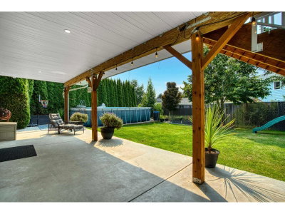 6041 183A Street | Surrey British Columbia | Slide Image Thirty-two