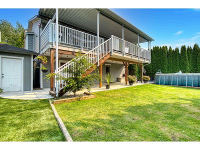 6041 183A Street | Surrey British Columbia | Slide Image Thirty-three