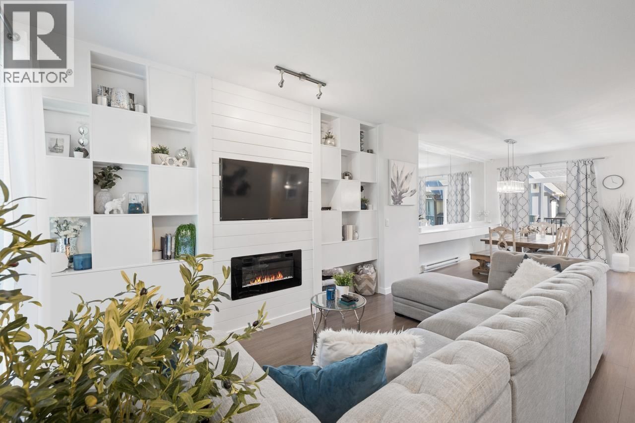 3500 BURKE VILLAGE Promenade, Coquitlam, British Columbia V3E 0N2