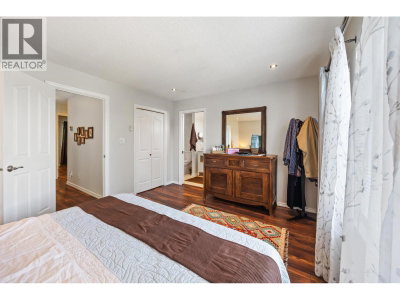 2561 RUNNEL Drive | Coquitlam British Columbia | Slide Image Twenty-two