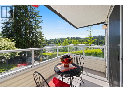 2561 RUNNEL Drive | Coquitlam British Columbia | Slide Image Six