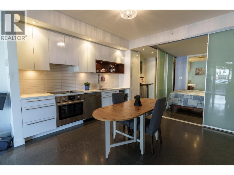 260 2ND Avenue Vancouver British Columbia, V5T 1B7 - 1 Bedroom Condo For Sale