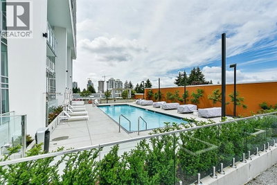 652 WHITING Way | Coquitlam British Columbia | Slide Image Ten