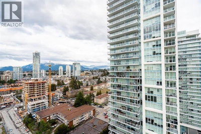 652 WHITING Way | Coquitlam British Columbia | Slide Image Seven
