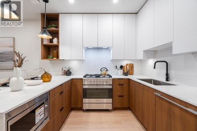 3638 NORMANDY Drive | Vancouver British Columbia | Slide Image Thirteen