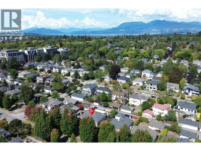 1363 48TH Avenue | Vancouver British Columbia | Slide Image Two