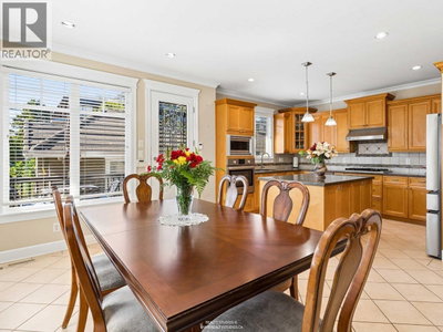 255 CARLETON Avenue | Burnaby British Columbia | Slide Image Eight