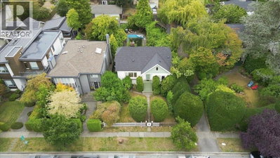 2971 37TH Avenue | Vancouver British Columbia | Slide Image Two