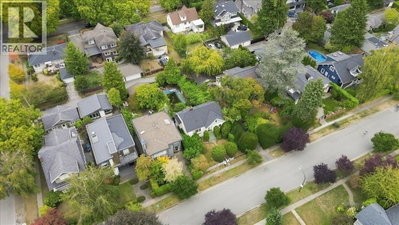 2971 37TH Avenue | Vancouver British Columbia | Slide Image Five