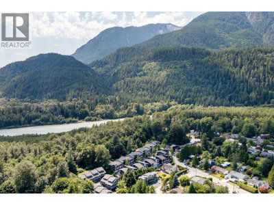 1158 CARMEL Place | Squamish British Columbia | Slide Image Twenty-four