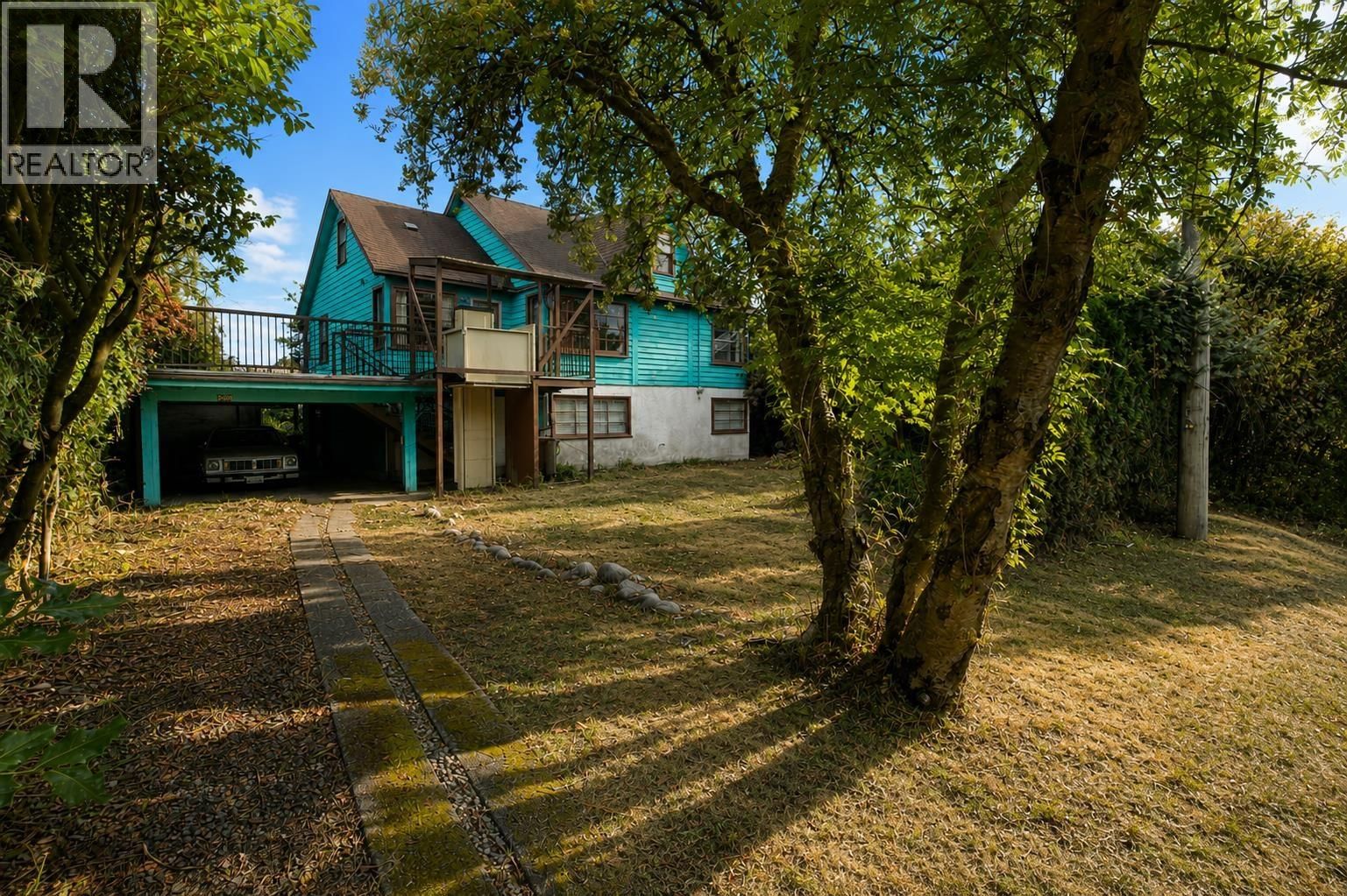 9400 PATTERSON Road, Richmond, British Columbia V6X 1R1