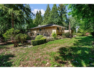 13788 32 Avenue | Surrey British Columbia | Slide Image Thirty-three