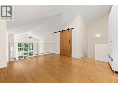 1140 STRATHAVEN Drive | North Vancouver British Columbia | Slide Image Twenty-nine