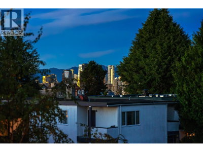 2173 6 Avenue | Vancouver British Columbia | Slide Image Twenty-seven