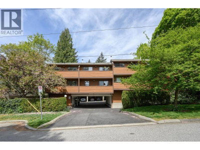 3201 LONSDALE Avenue | North Vancouver British Columbia | Slide Image Thirty-five