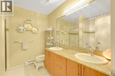2488 KELLY Avenue | Port Coquitlam British Columbia | Slide Image Sixteen