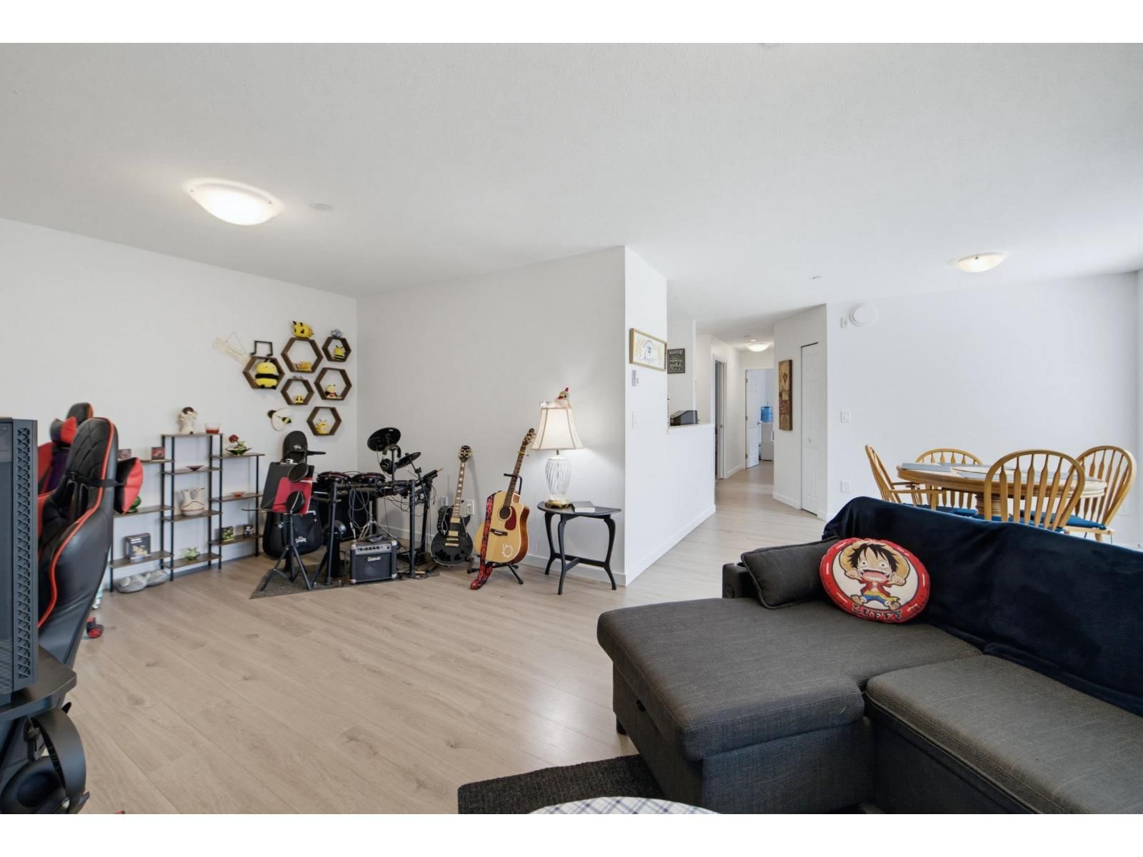 7265 HAIG Street, Mission, British Columbia V2V 6N3